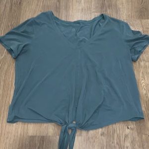Lululemon tie crop top